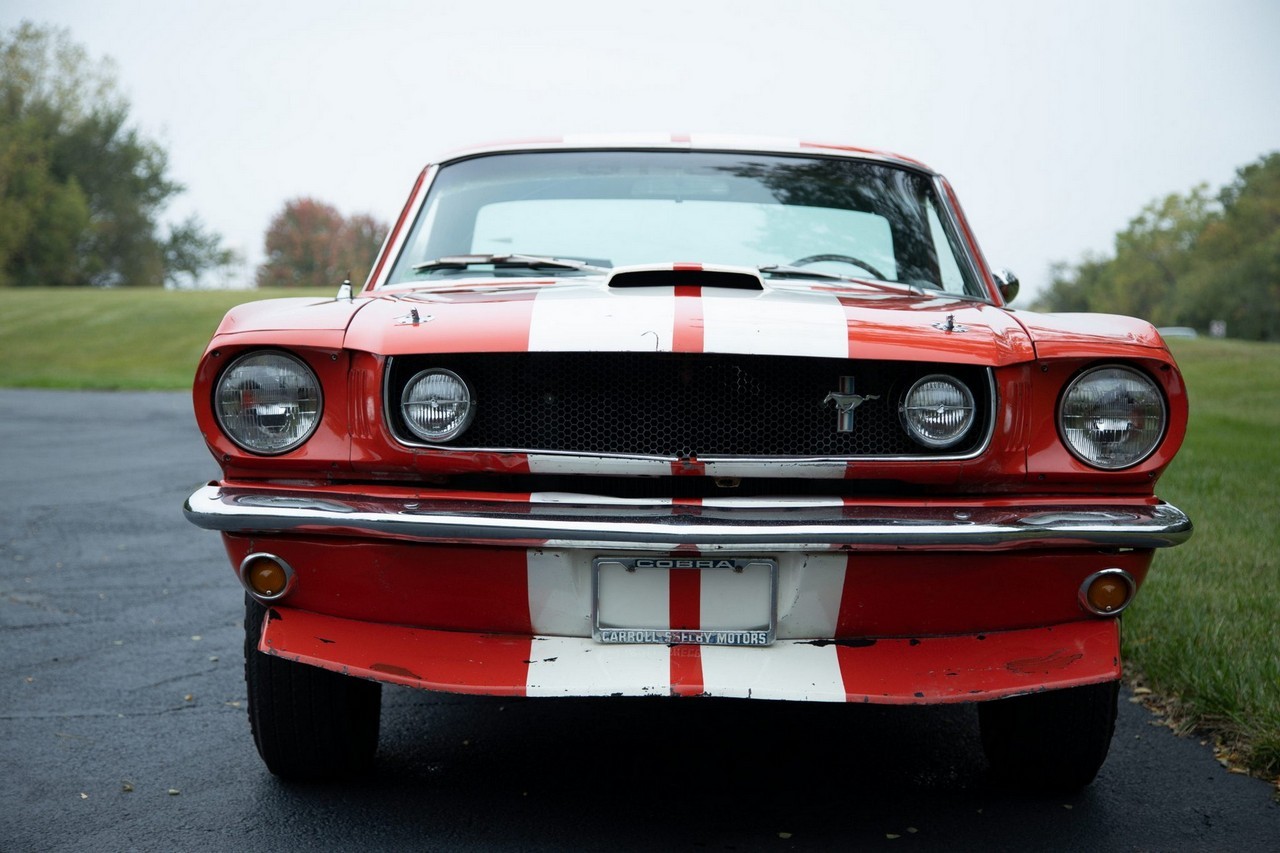 Ford Mustang 1966 trasformata pickup