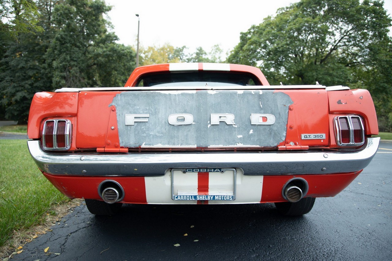 Ford Mustang 1966 trasformata pickup