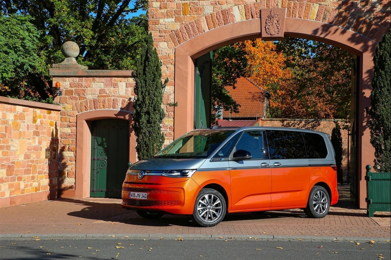 Volkswagen Multivan 2022: nuove immagini ufficiali