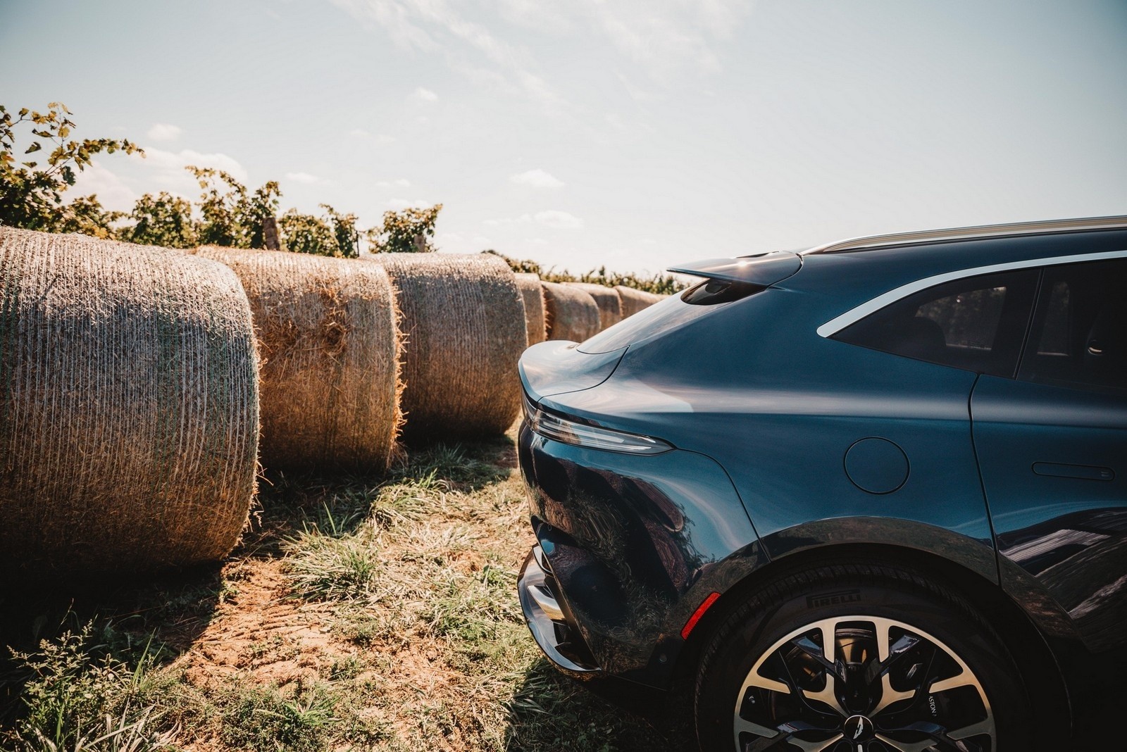 Aston Martin DBX Great Lakes Edition