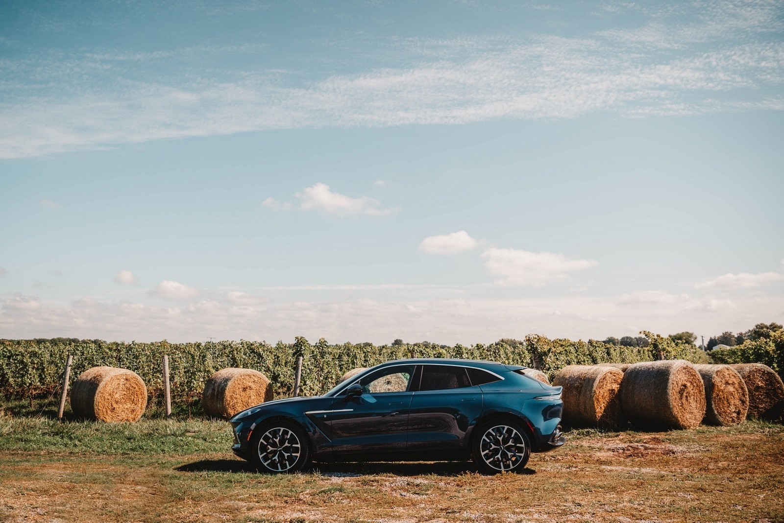 Aston Martin DBX Great Lakes Edition