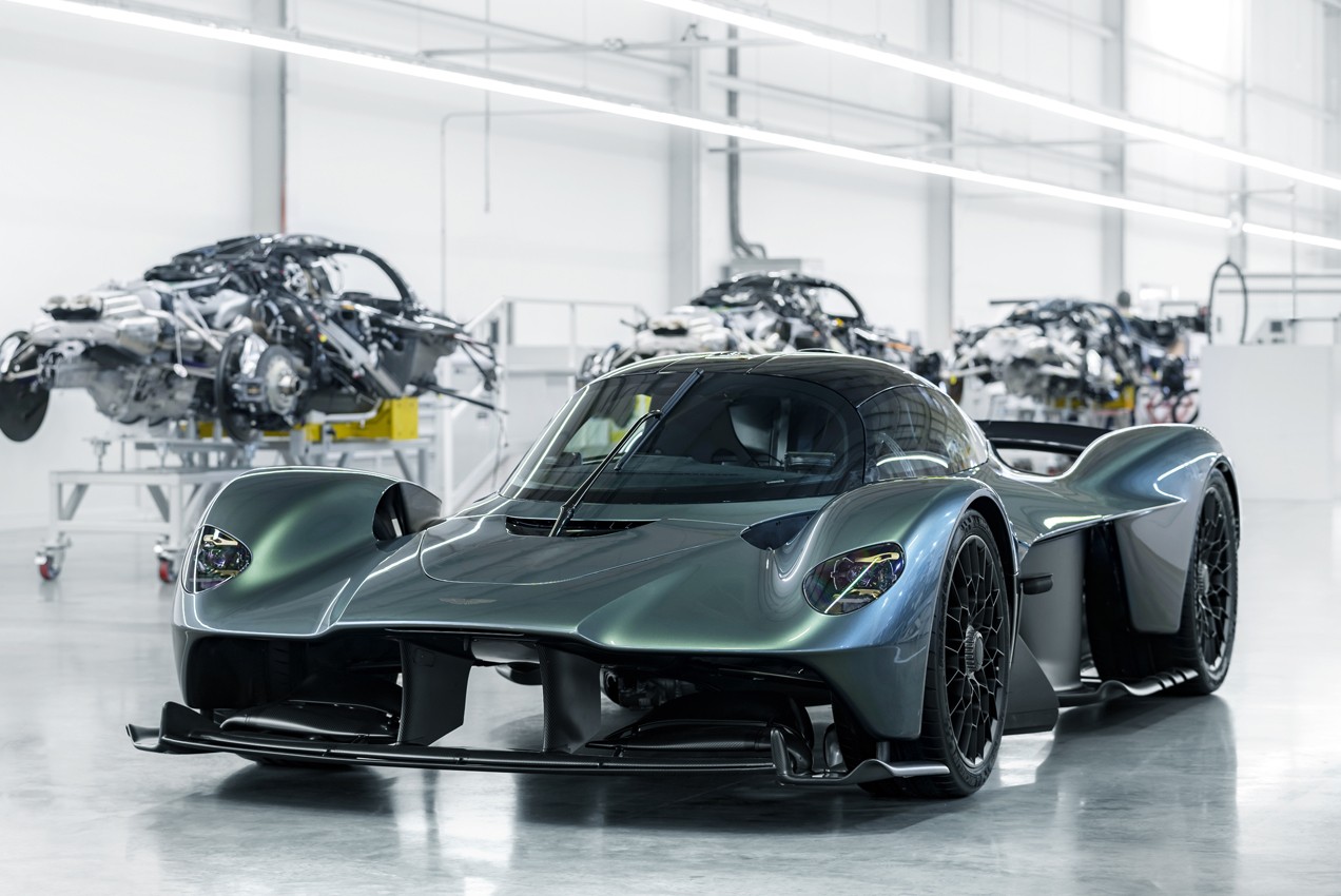 Aston Martin Valkyrie: prodotta la prima unità