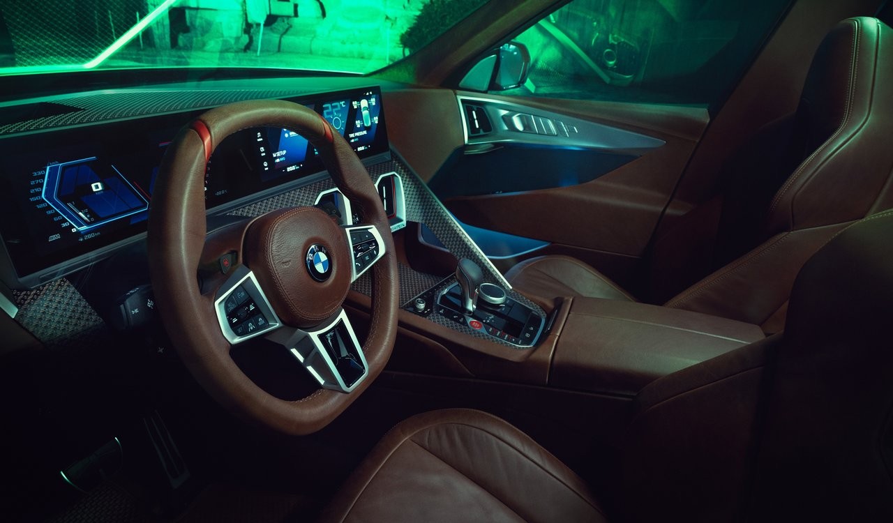 BMW Concept XM: le immagini ufficiali