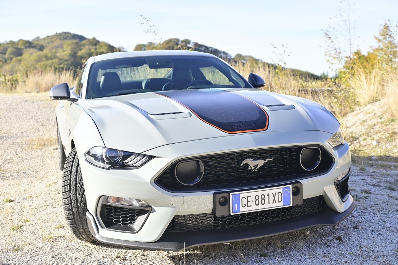 Ford Mustang Mach-1: la prova su strada