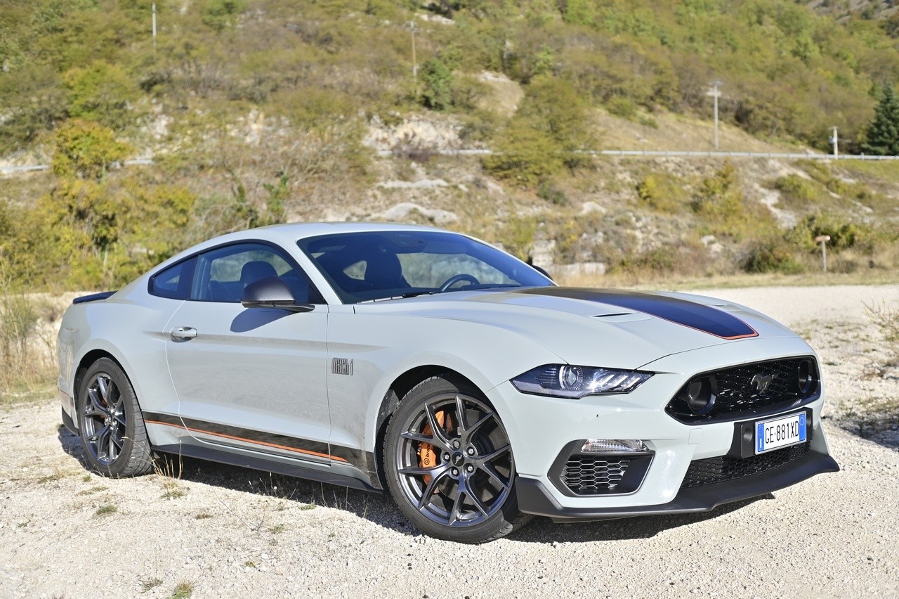 Ford Mustang Mach-1: la prova su strada