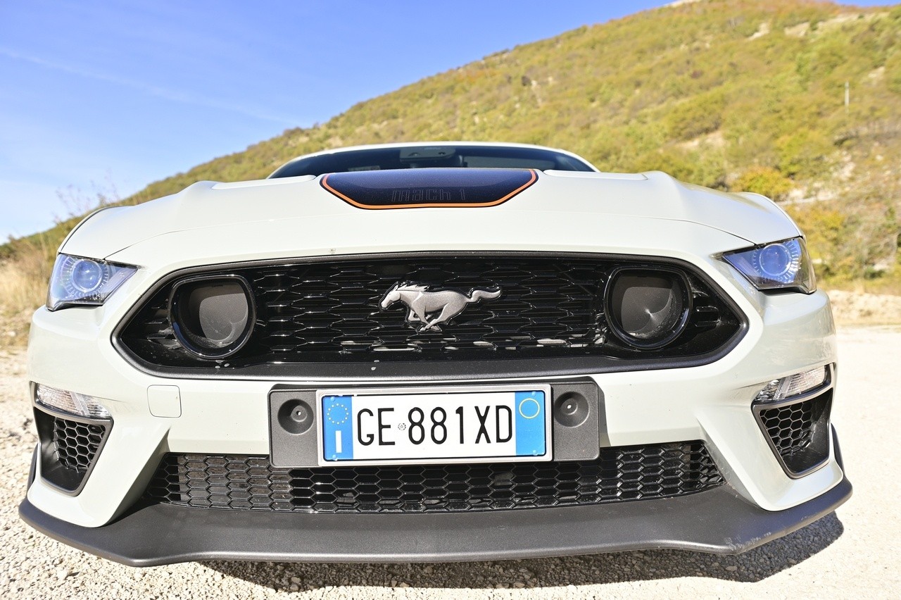 Ford Mustang Mach-1: la prova su strada