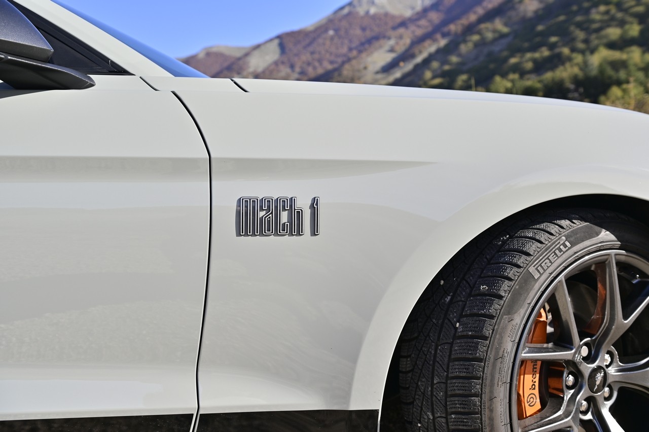 Ford Mustang Mach-1: la prova su strada