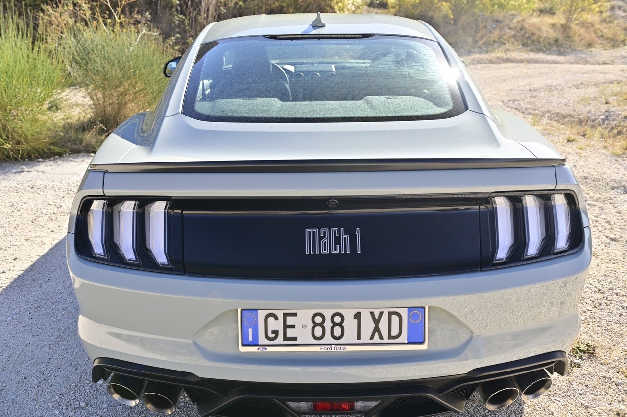 Ford Mustang Mach-1: la prova su strada