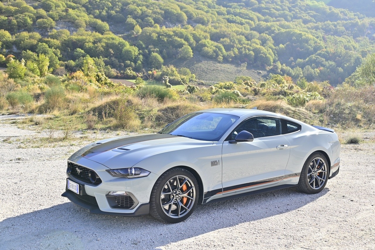 Ford Mustang Mach-1: la prova su strada