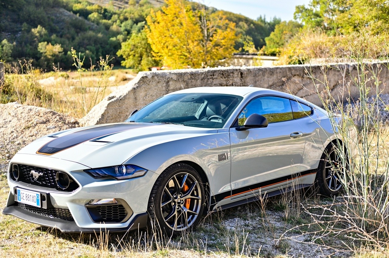 Ford Mustang Mach-1: la prova su strada