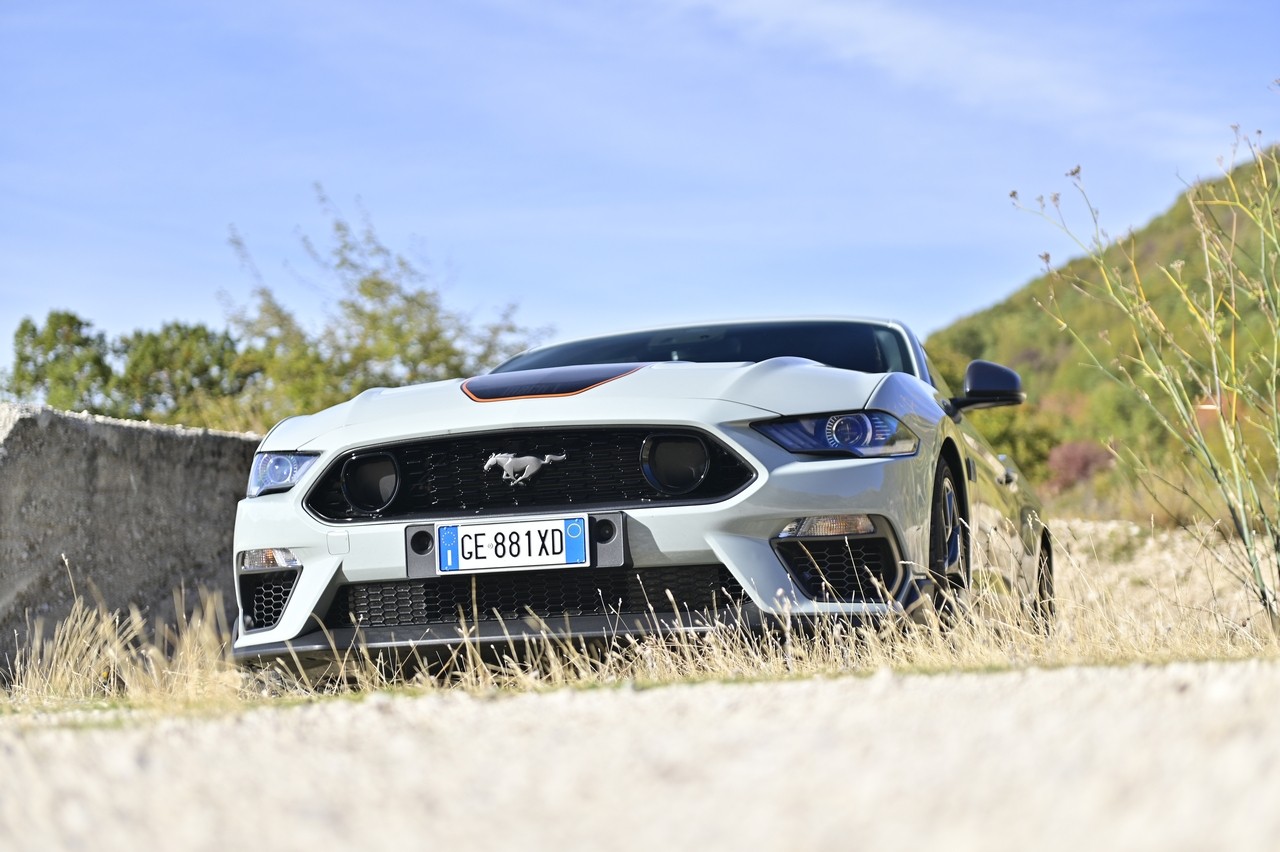 Ford Mustang Mach-1: la prova su strada