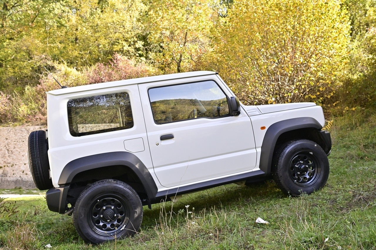 Suzuki Jimny Pro: prova su strada