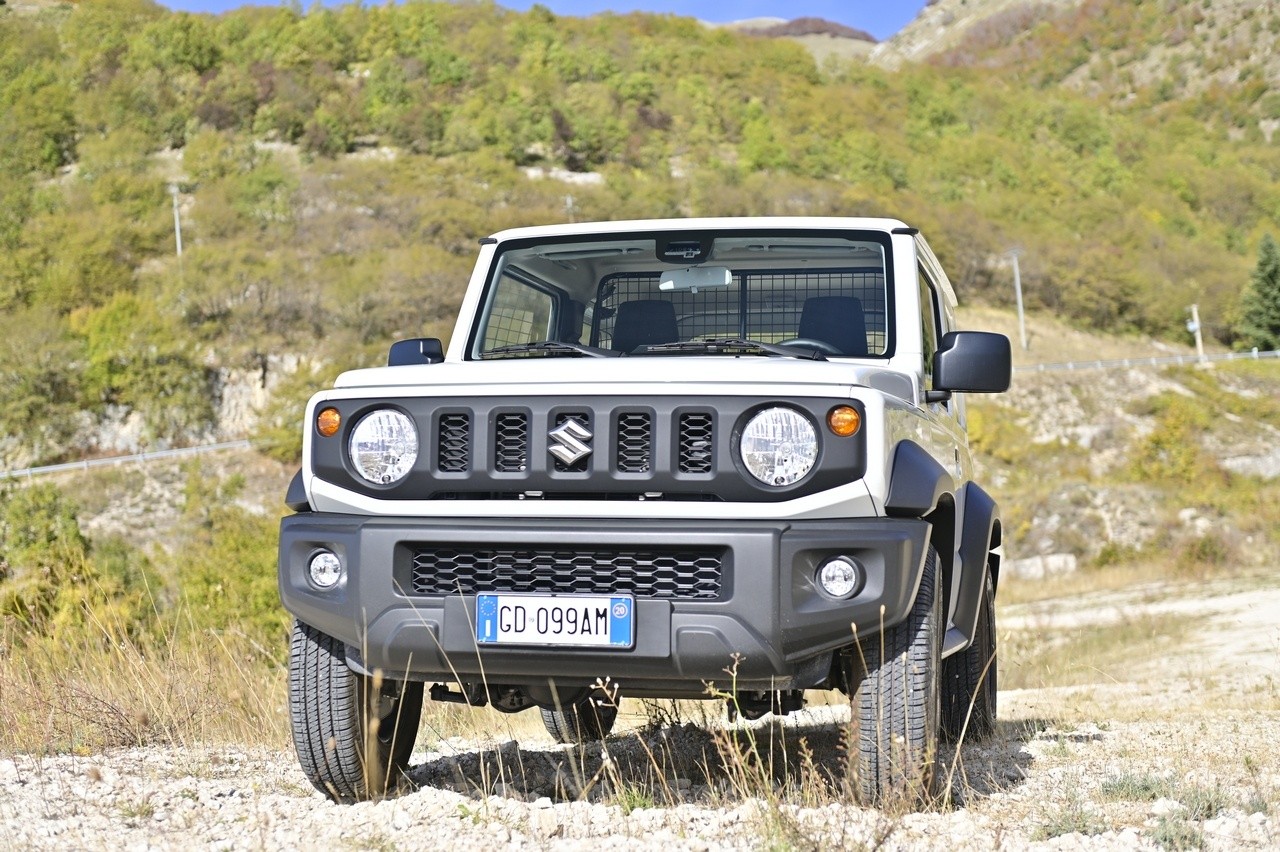 Suzuki Jimny Pro: prova su strada