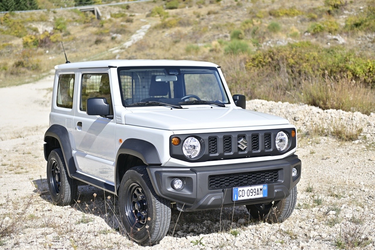 Suzuki Jimny Pro: prova su strada