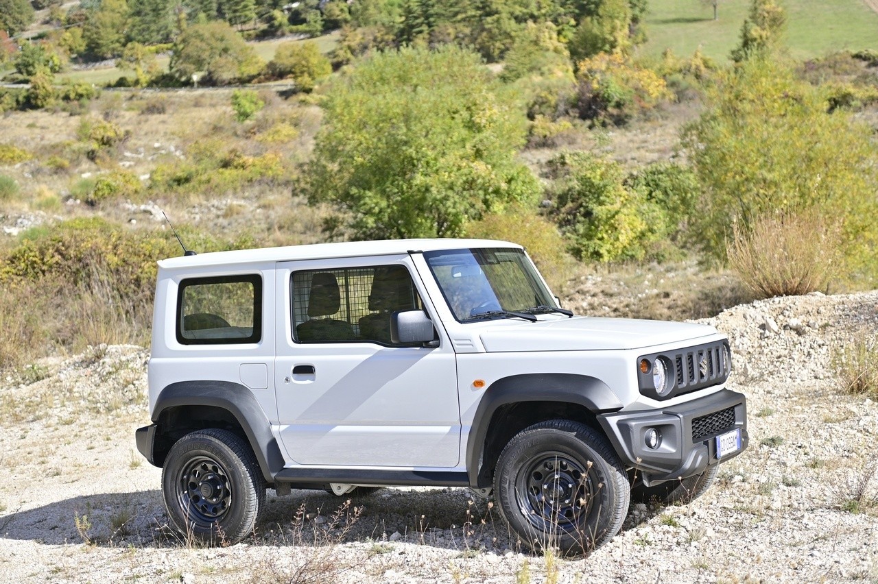 Suzuki Jimny Pro: prova su strada