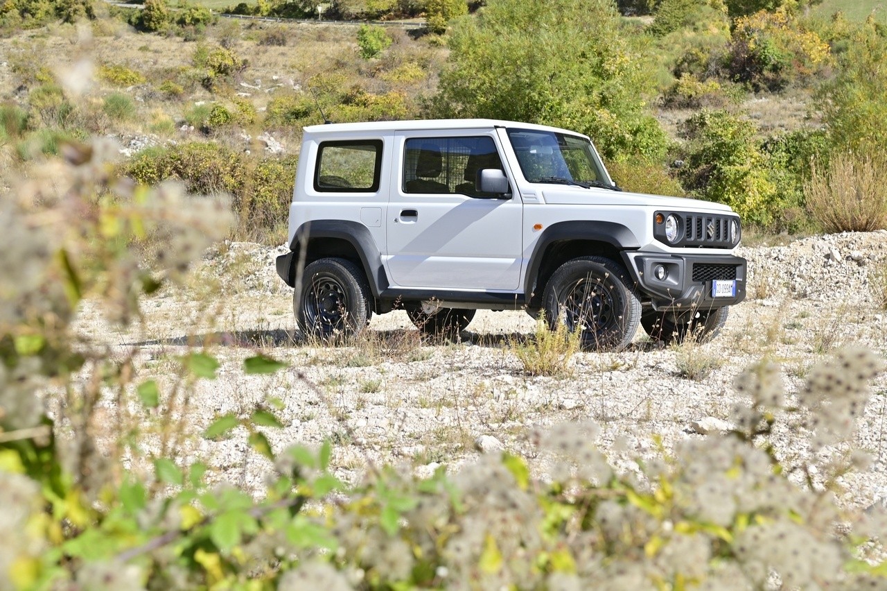 Suzuki Jimny Pro: prova su strada