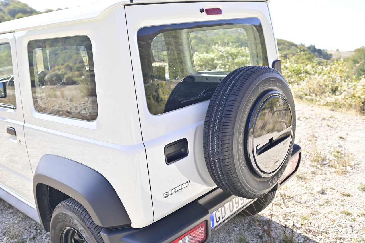 Suzuki Jimny Pro: prova su strada