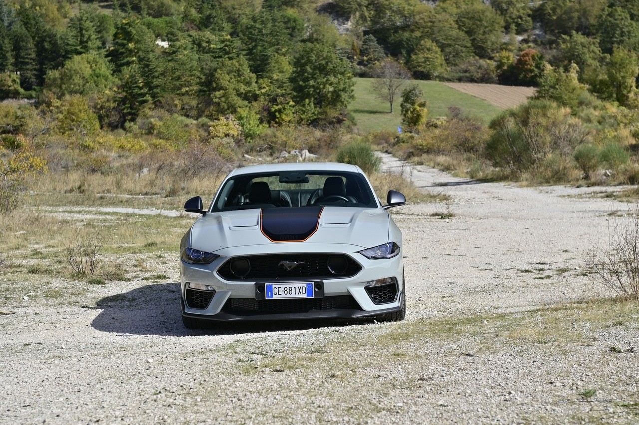 Ford Mustang Mach-1: la prova su strada