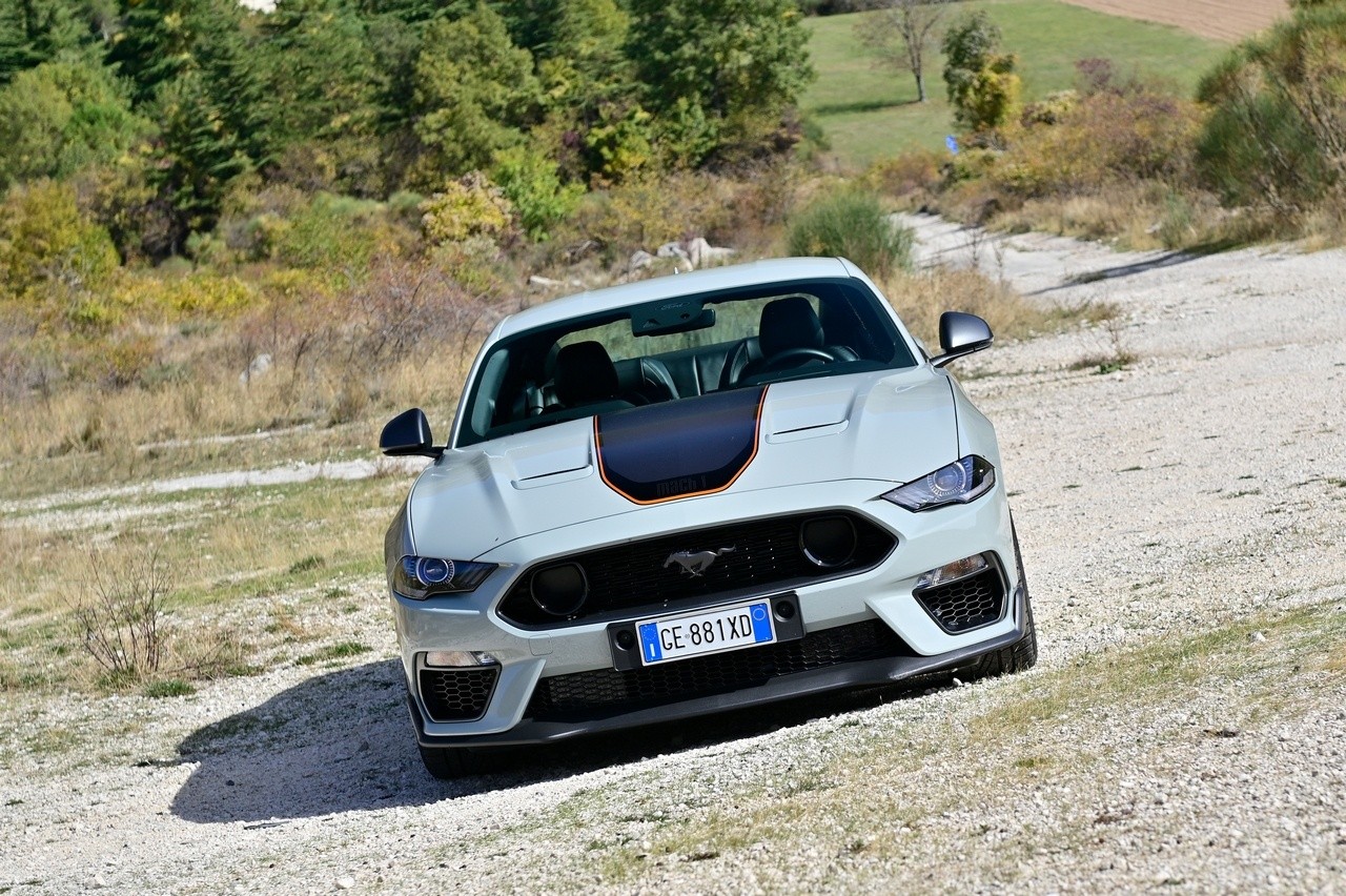 Ford Mustang Mach-1: la prova su strada