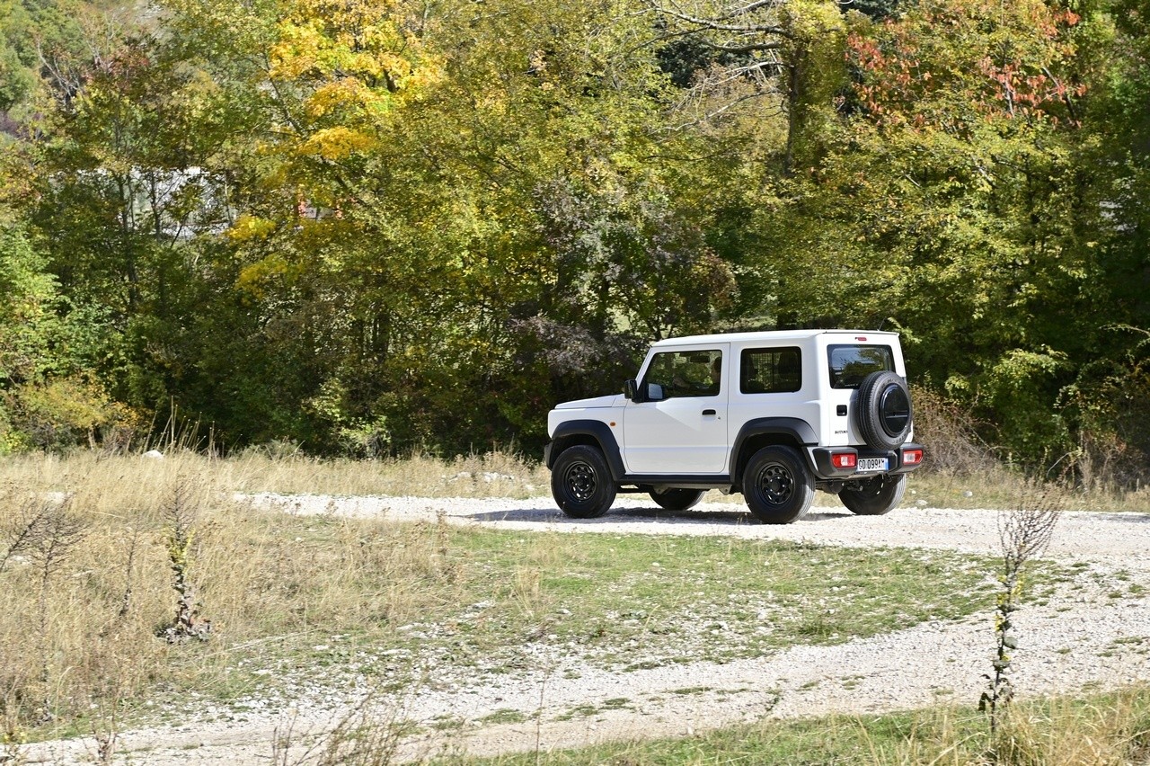 Suzuki Jimny Pro: prova su strada