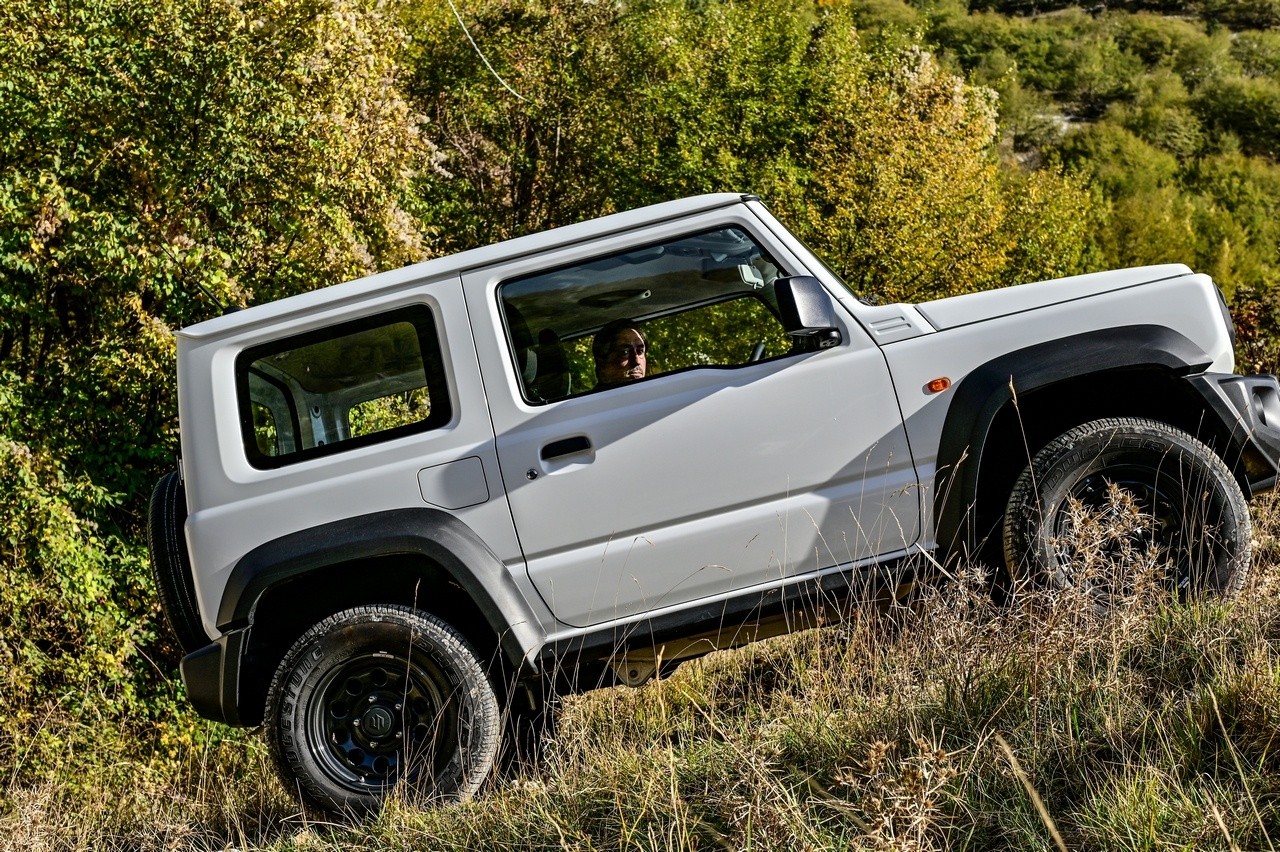 Suzuki Jimny Pro: prova su strada