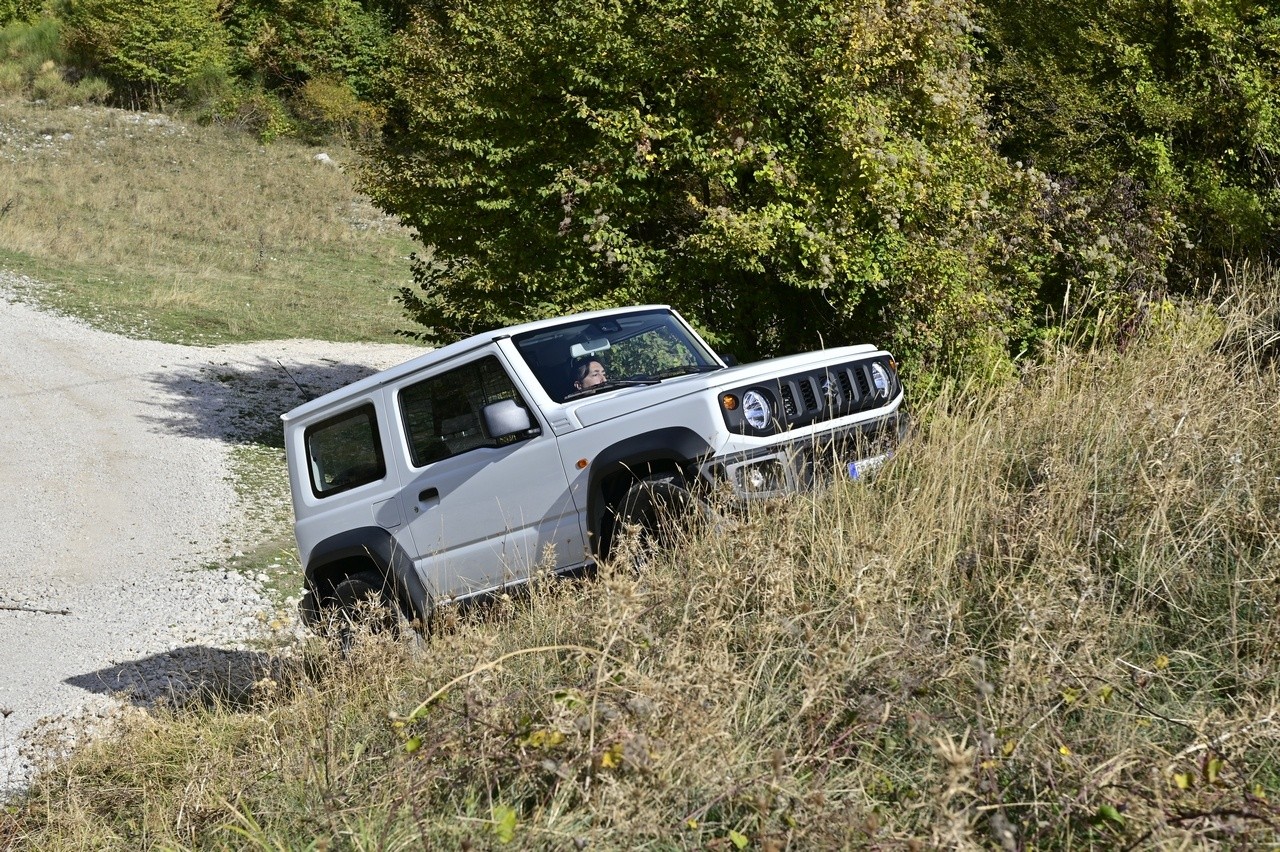 Suzuki Jimny Pro: prova su strada