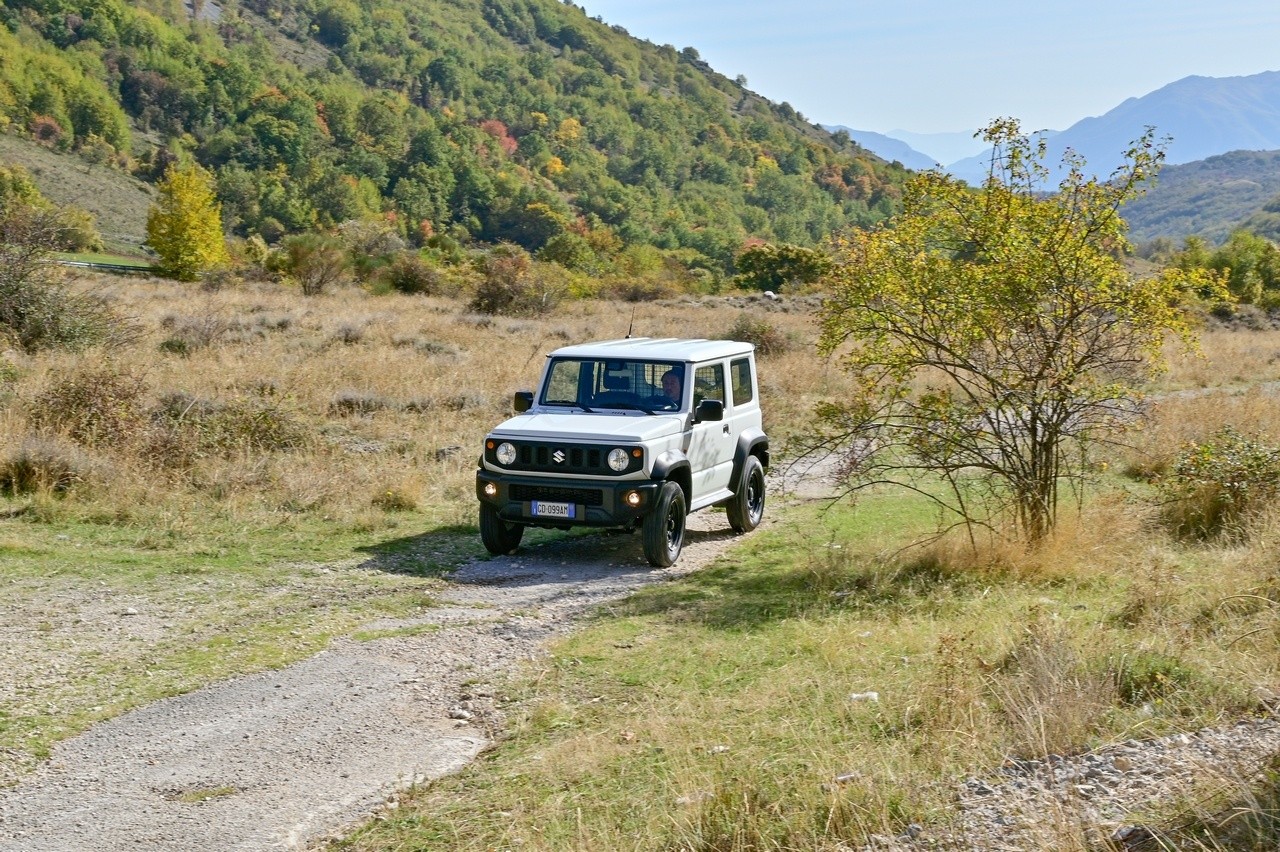 Suzuki Jimny Pro: prova su strada