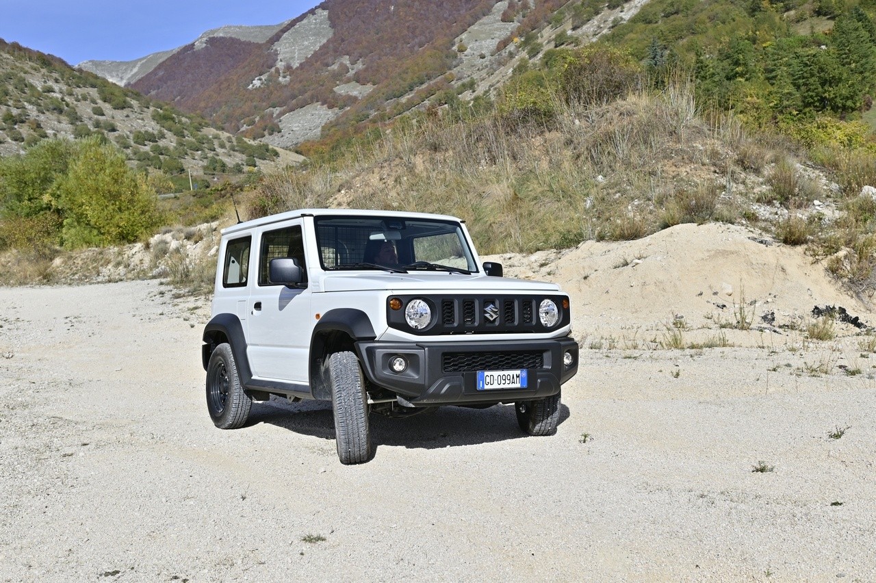 Suzuki Jimny Pro: prova su strada