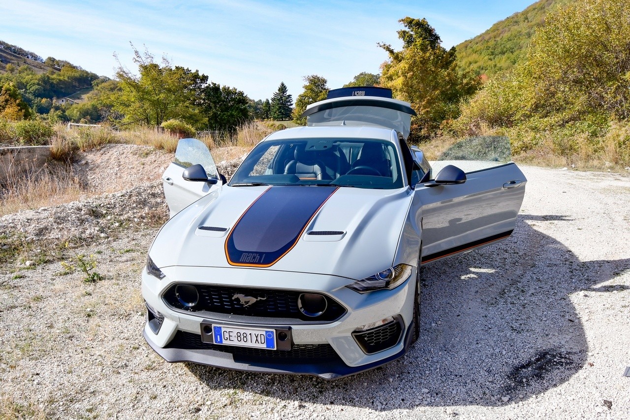 Ford Mustang Mach-1: la prova su strada