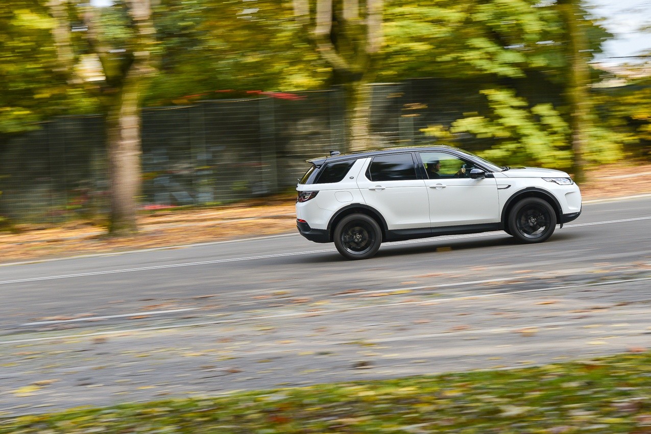 Land Rover Discovery Sport 2.0 TD4: la prova su strada