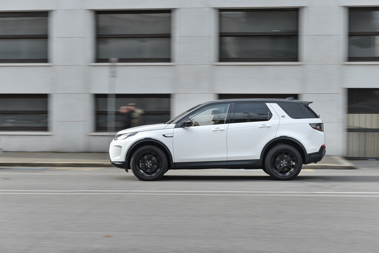 Land Rover Discovery Sport 2.0 TD4: la prova su strada