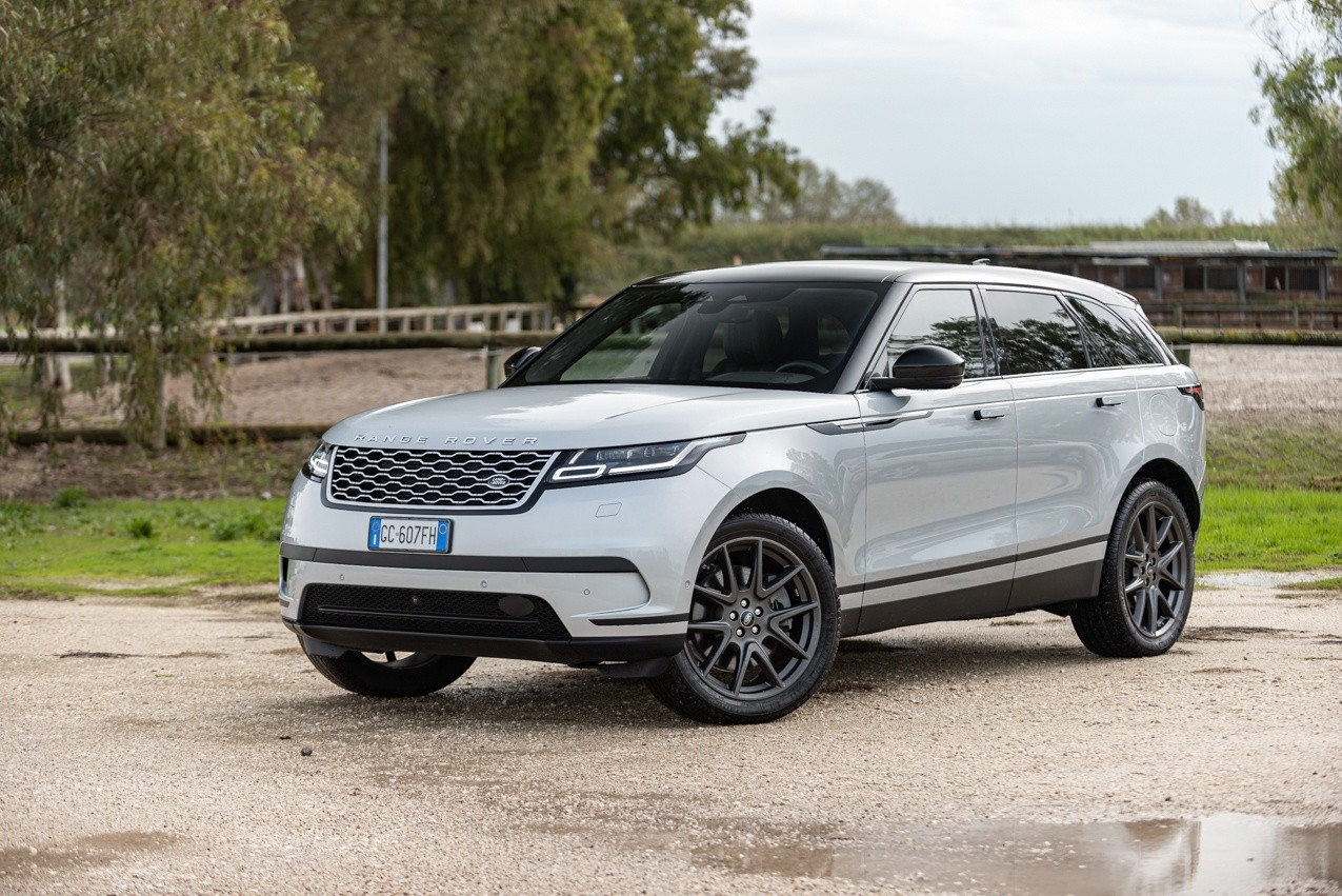 Range Rover Velar P400e: la prova su strada