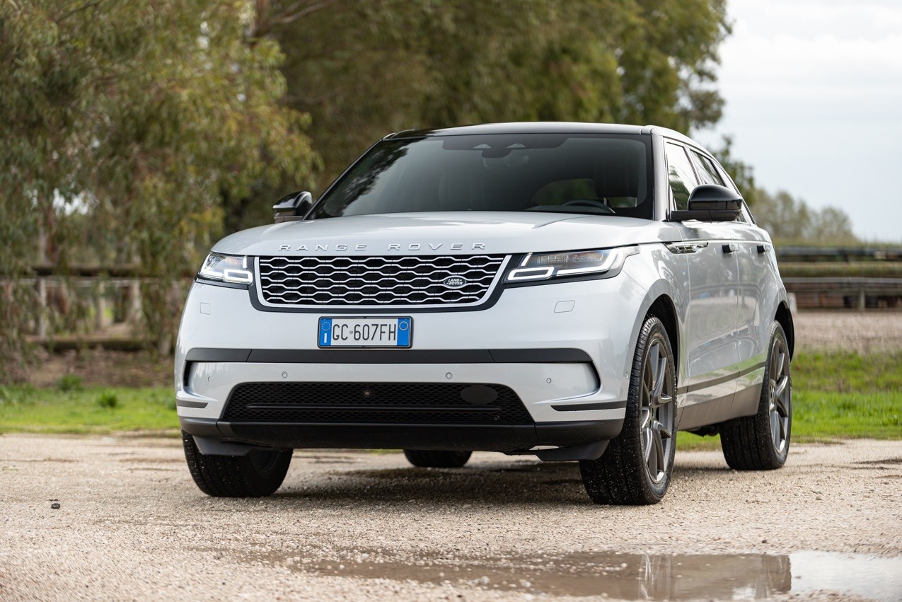 Range Rover Velar P400e: la prova su strada