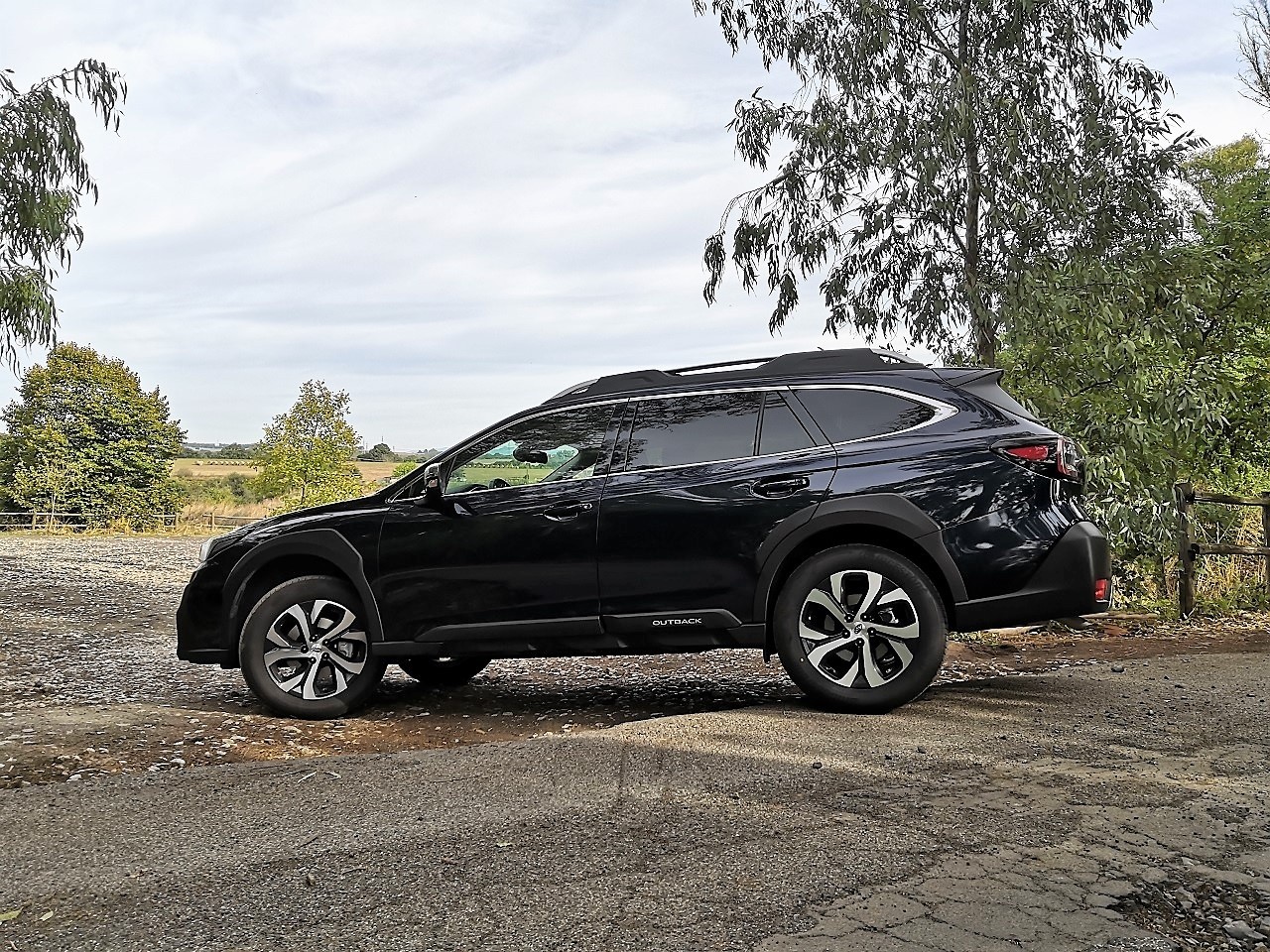 Subaru Outback MY 2021, la prova su strada