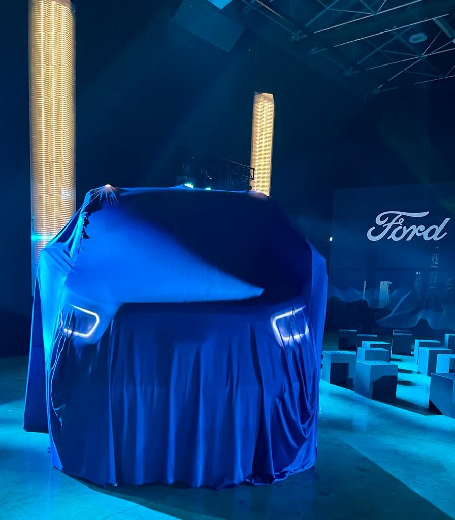 Ford E-Transit 2022: la presentazione italiana