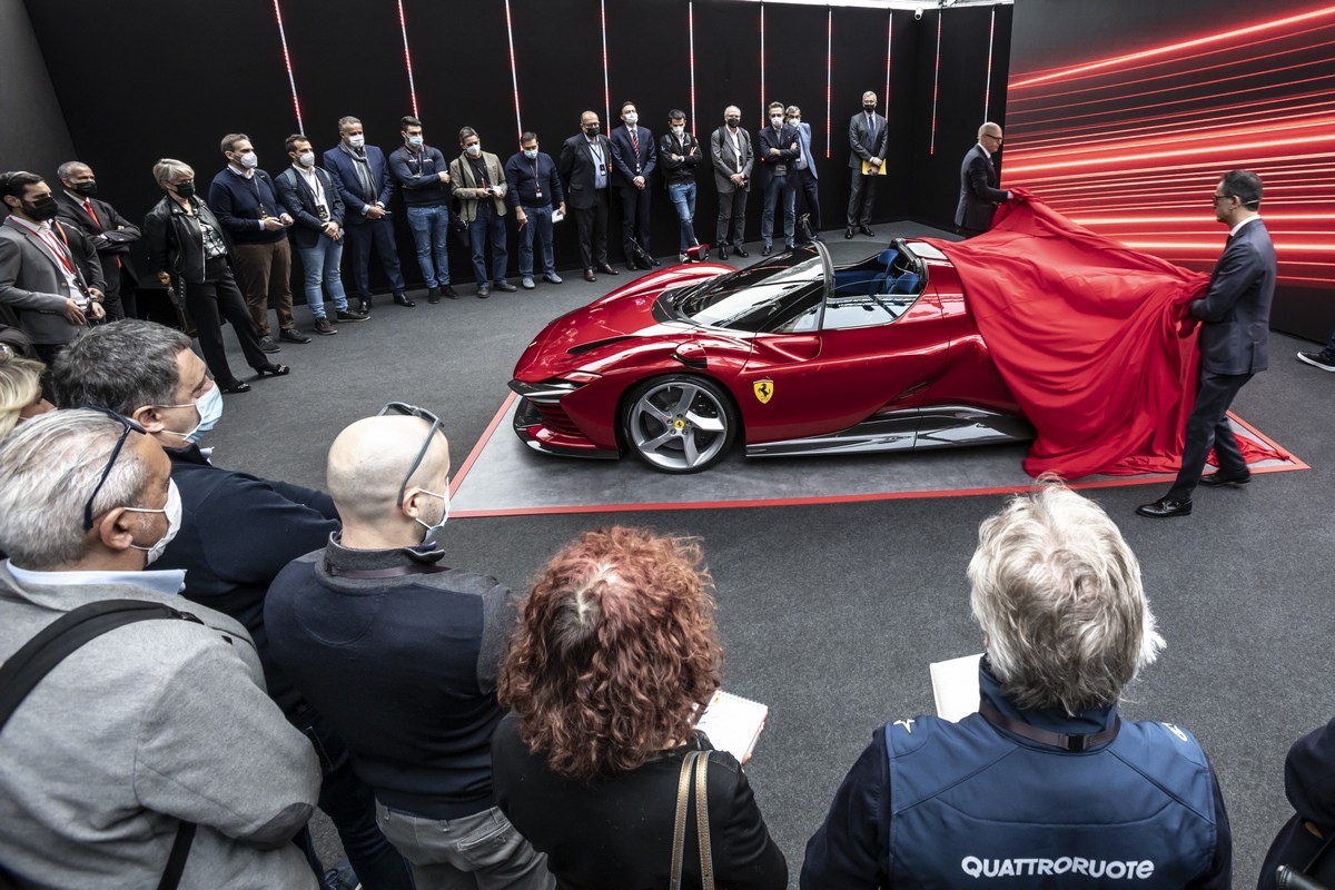 Ferrari: la Daytona SP3 è la nuova icona del Cavallino Rampante