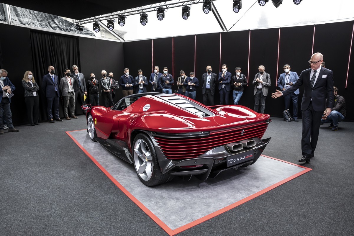 Ferrari: la Daytona SP3 è la nuova icona del Cavallino Rampante