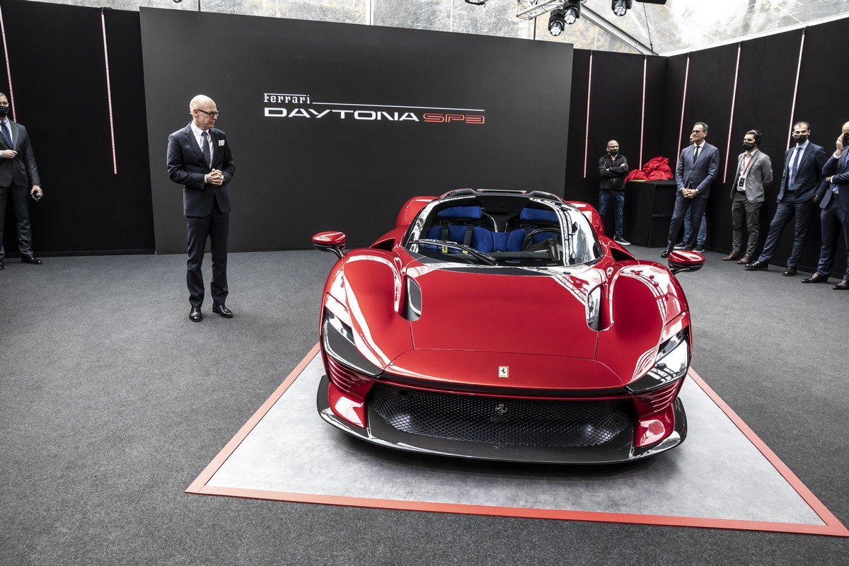 Ferrari: la Daytona SP3 è la nuova icona del Cavallino Rampante