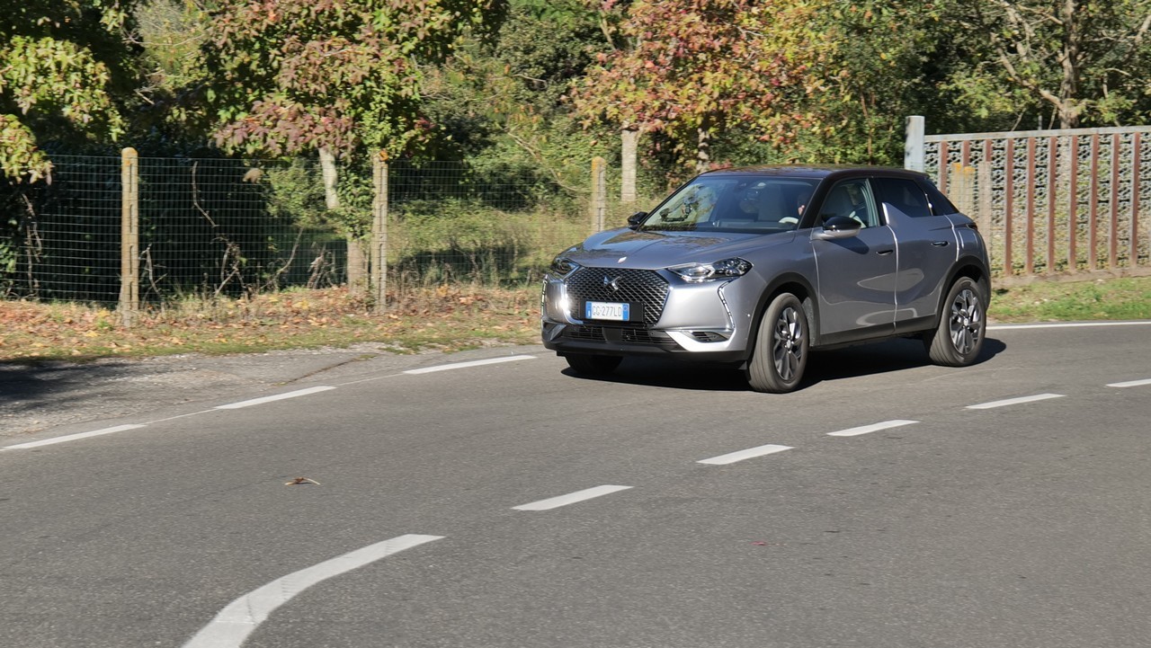 DS3 Crossback e-tense: prova su strada