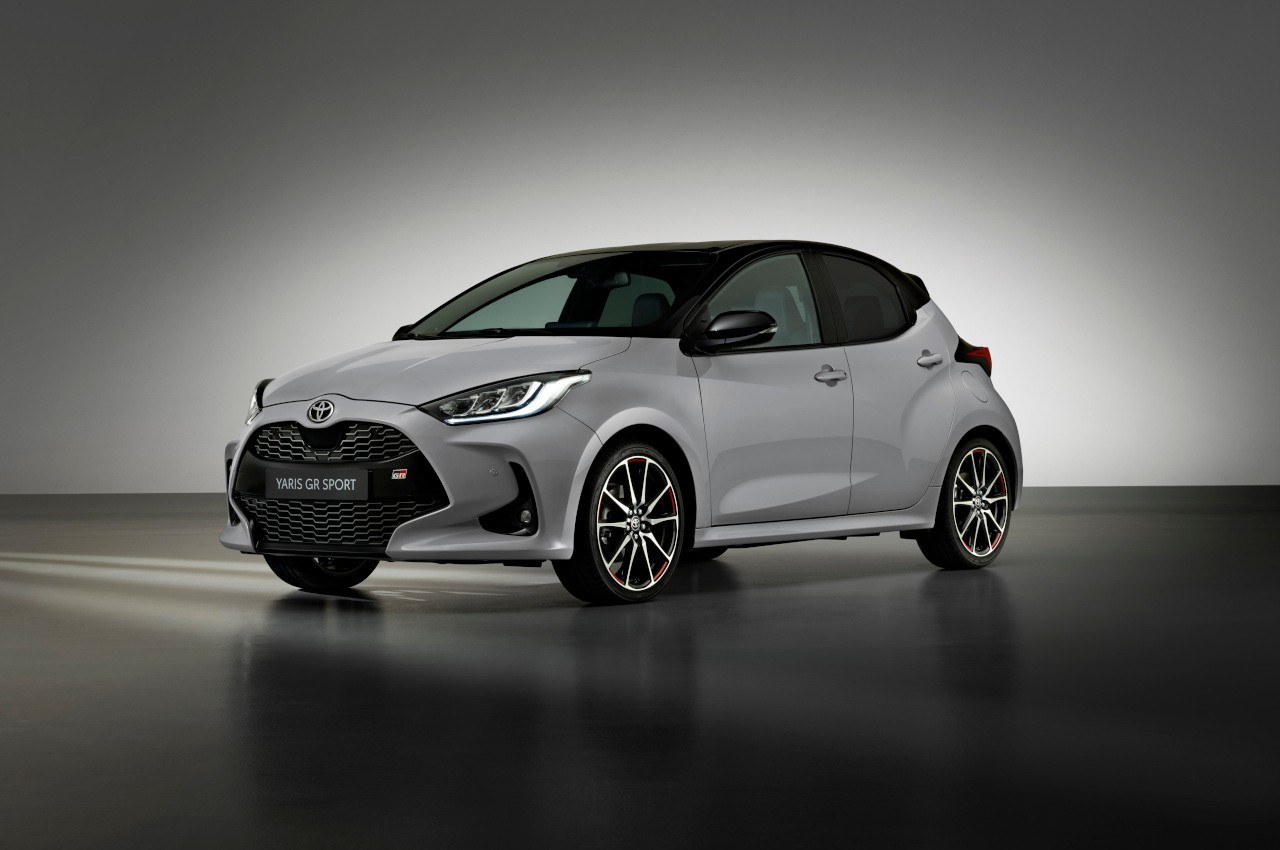 Toyota Yaris GR Sport 2022: immagini ufficiali