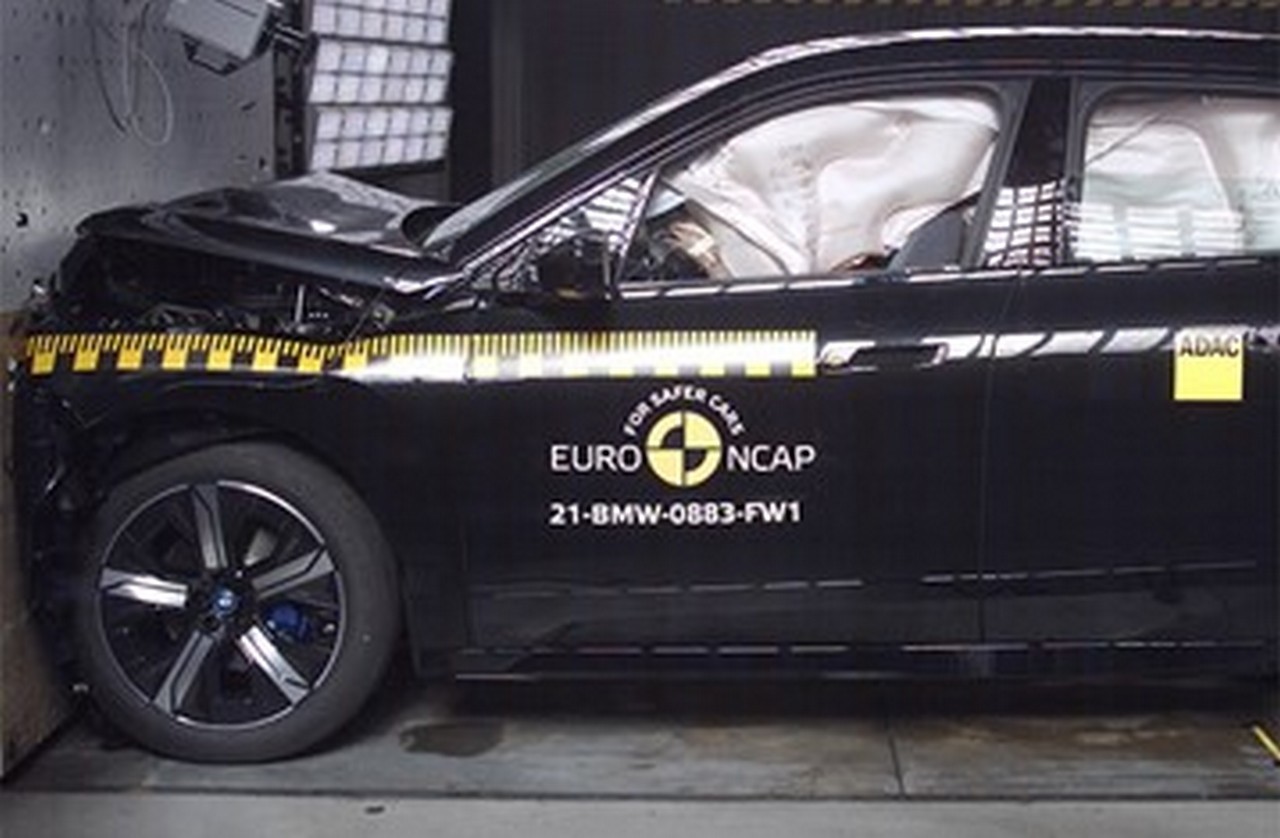 Bmw iX crash test EuroNcap 2021