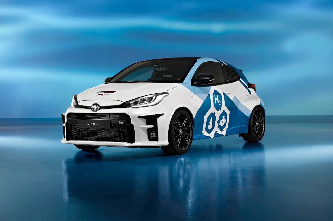 Toyota GR Yaris prototipo a idrogeno 2021: immagini ufficiali