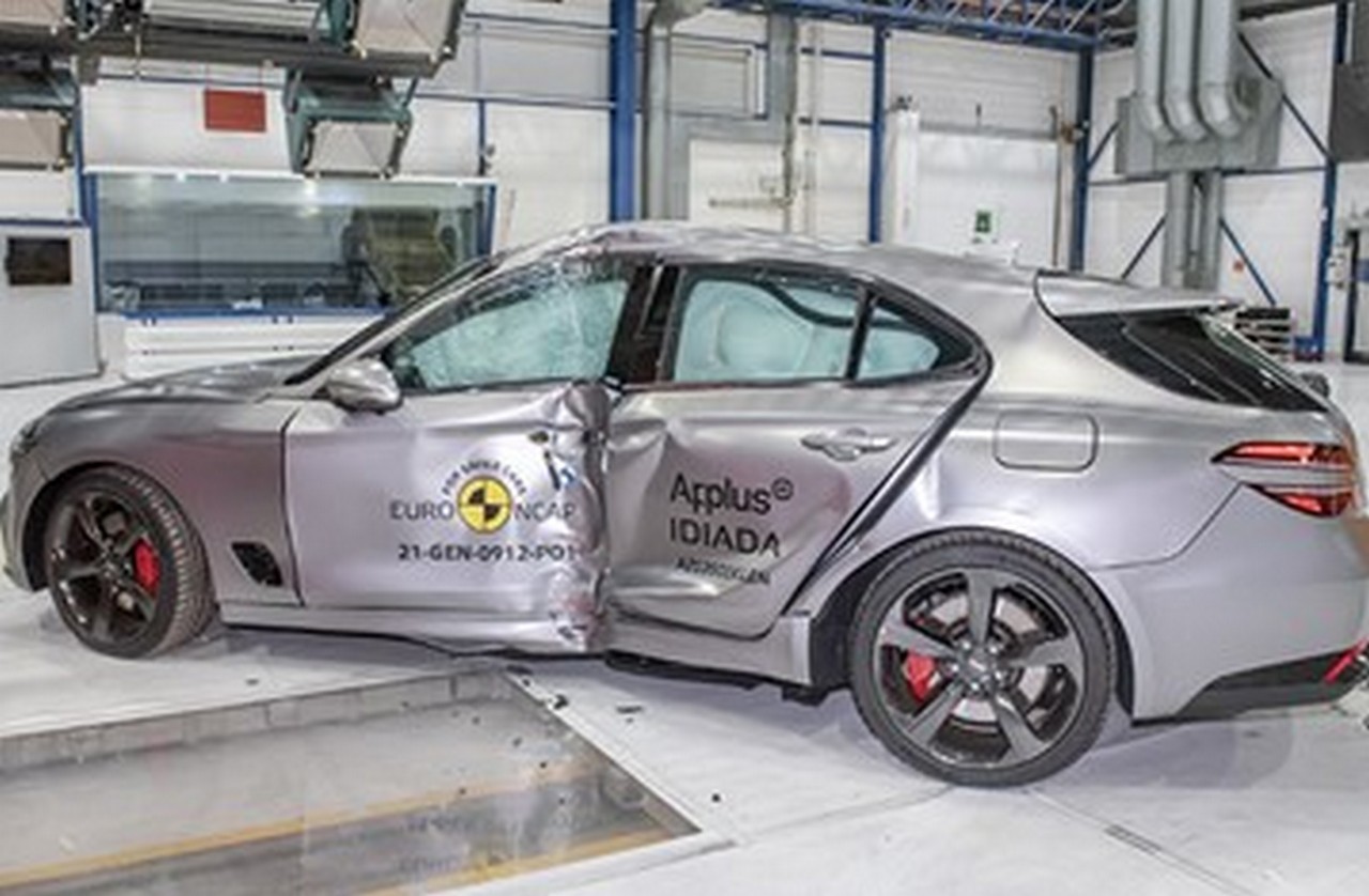 Genesis G70 crash test EuroNcap 2021