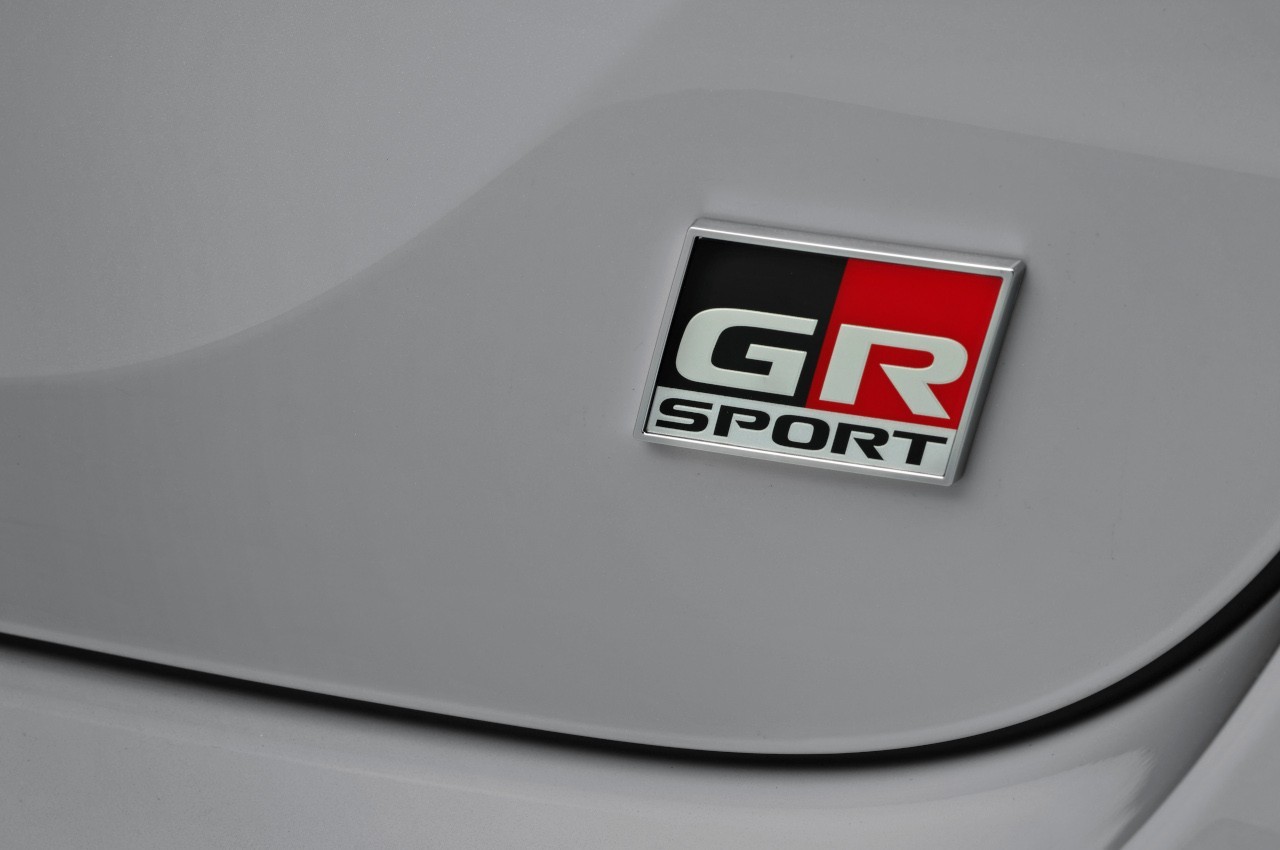 Toyota Yaris GR Sport 2022: immagini ufficiali