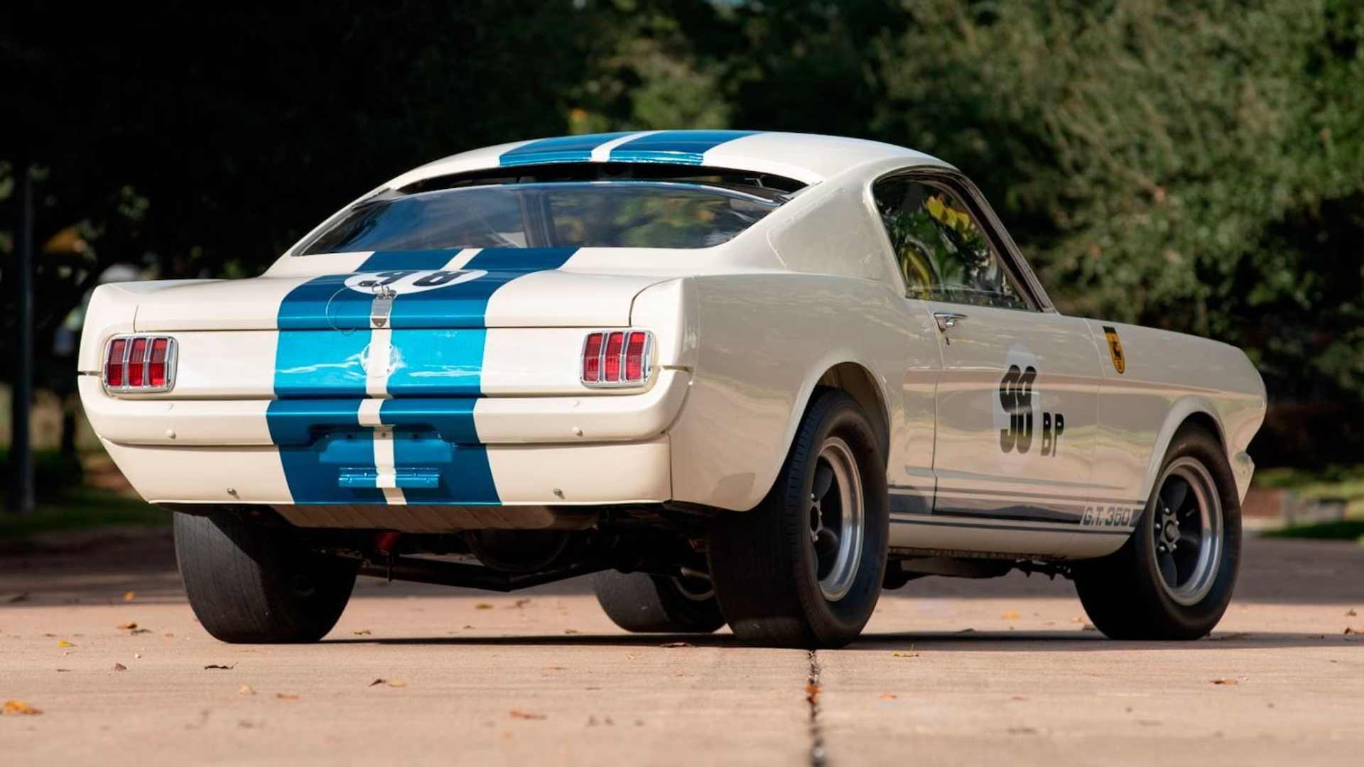 Shelby Mustang GT350 5R002: le immagini ufficiali