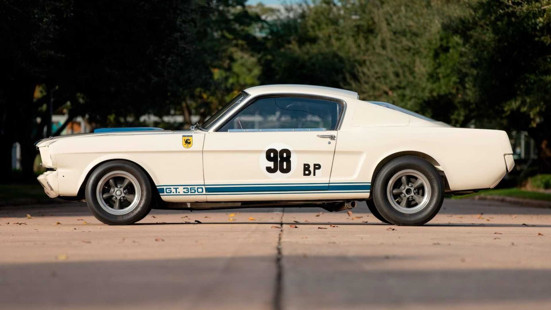 Shelby Mustang GT350 5R002: le immagini ufficiali