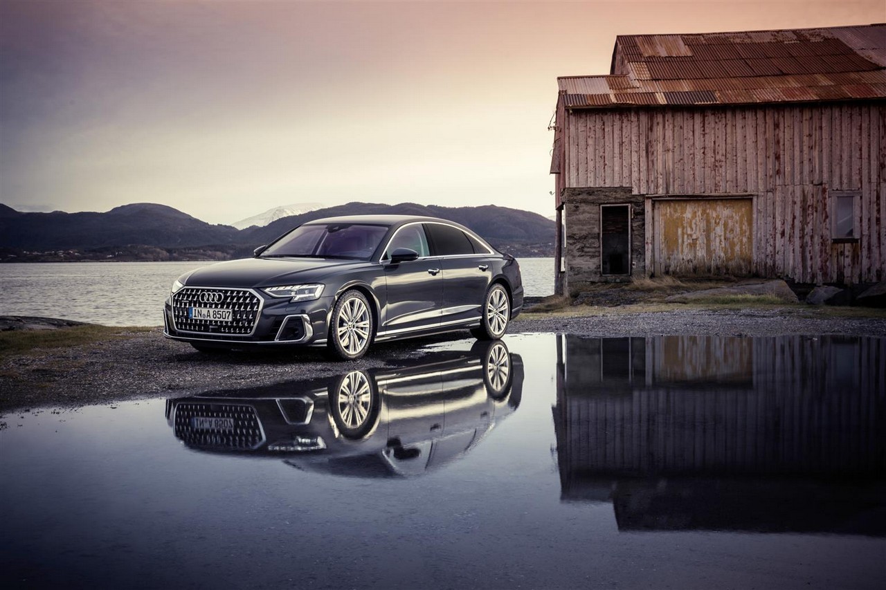 Audi A8 2022: nuove immagini ufficiali