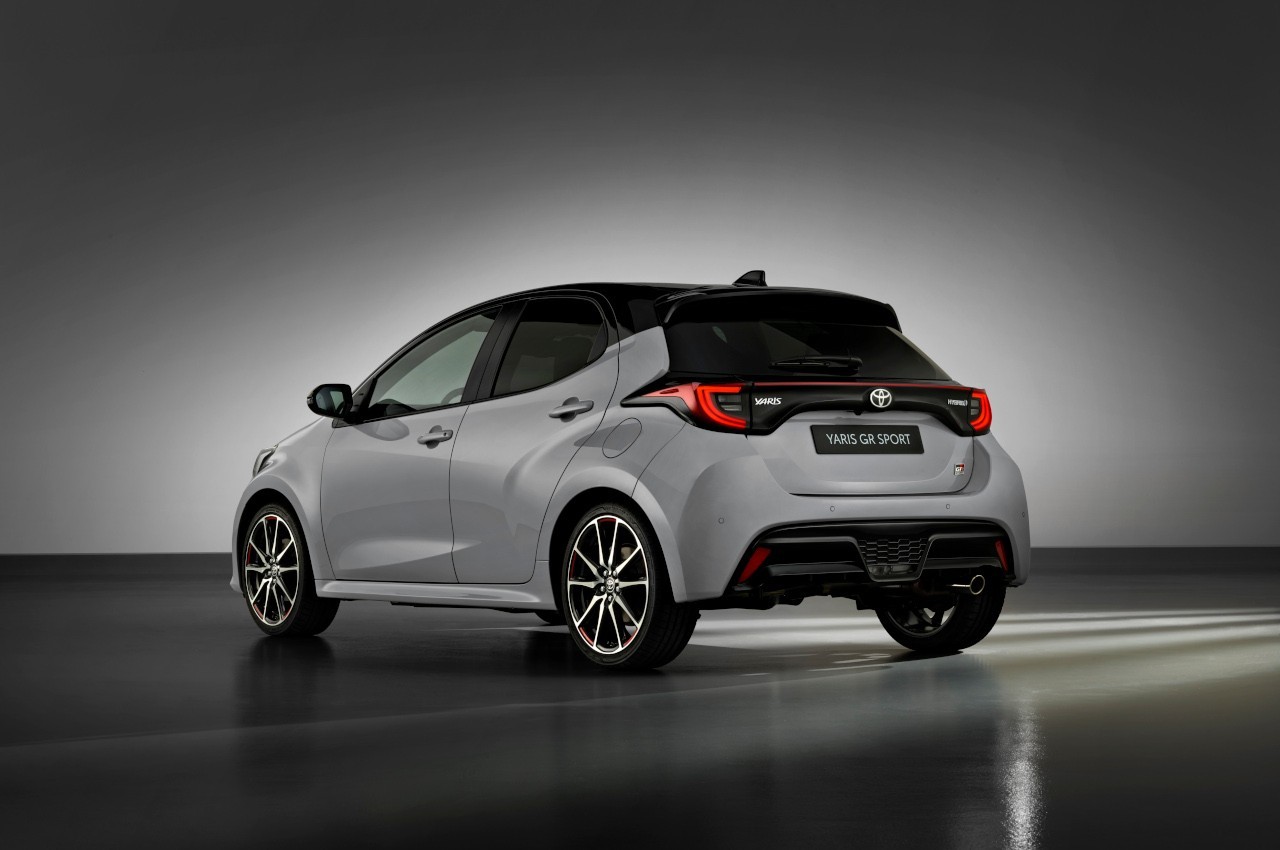 Toyota Yaris GR Sport 2022: immagini ufficiali