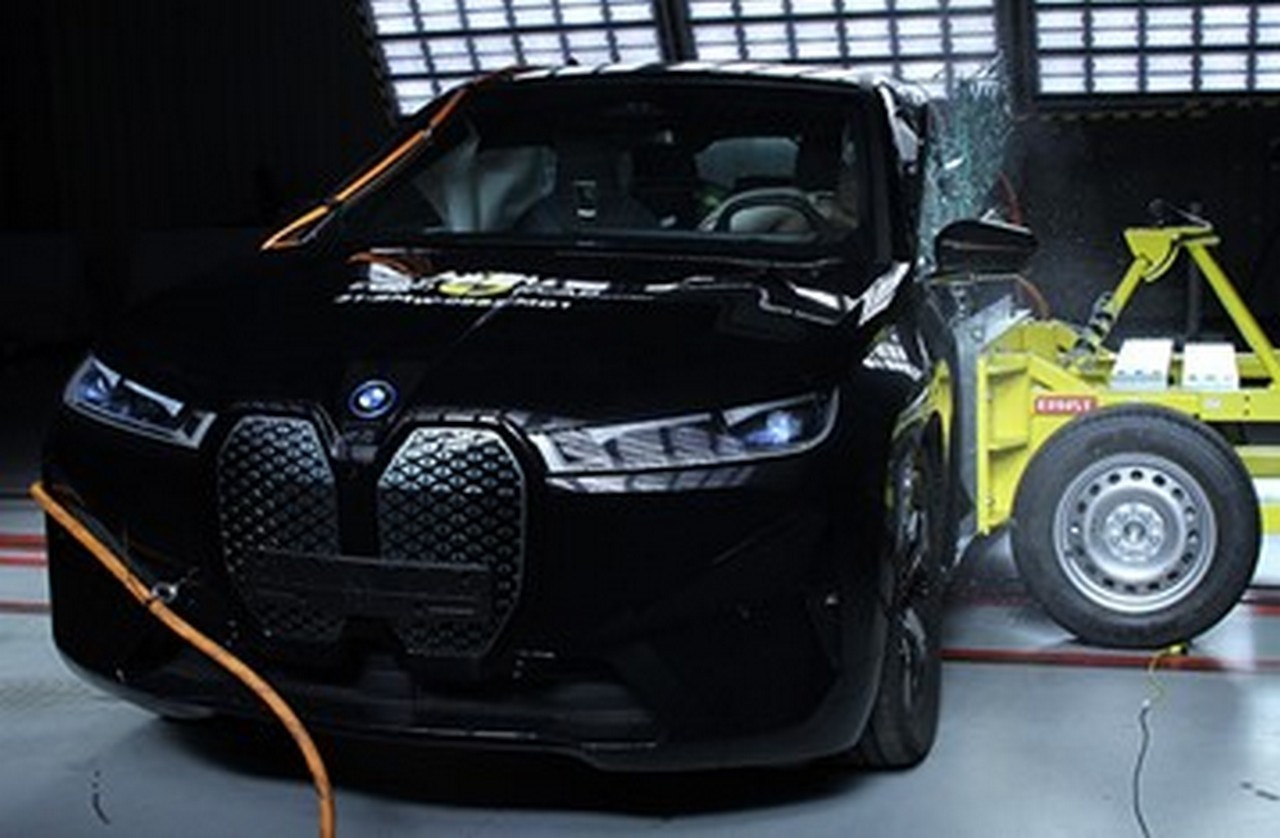 Bmw iX crash test EuroNcap 2021