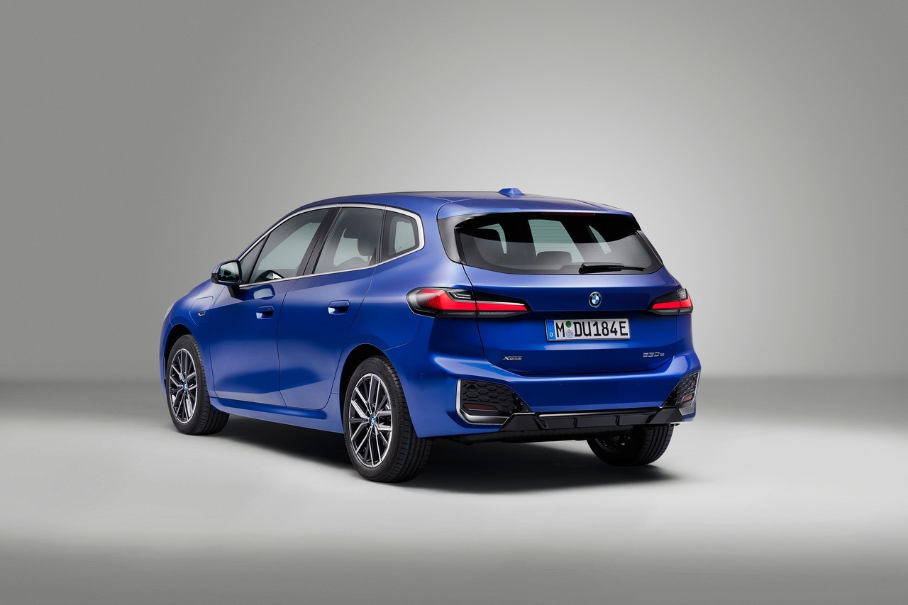 Bmw Serie 2 Active Tourer 2022: nuove immagini ufficiali